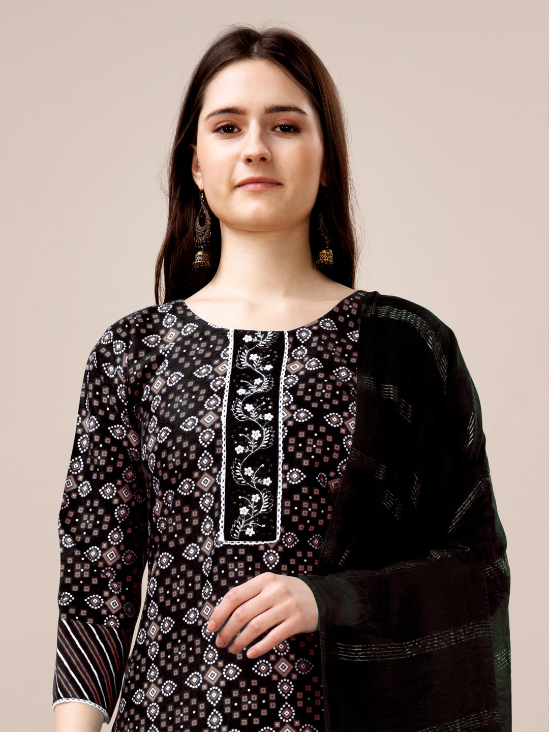 Malishka Women's Black Rayon Embroidered Straight Kurta Pant With Dupatta - Distacart
