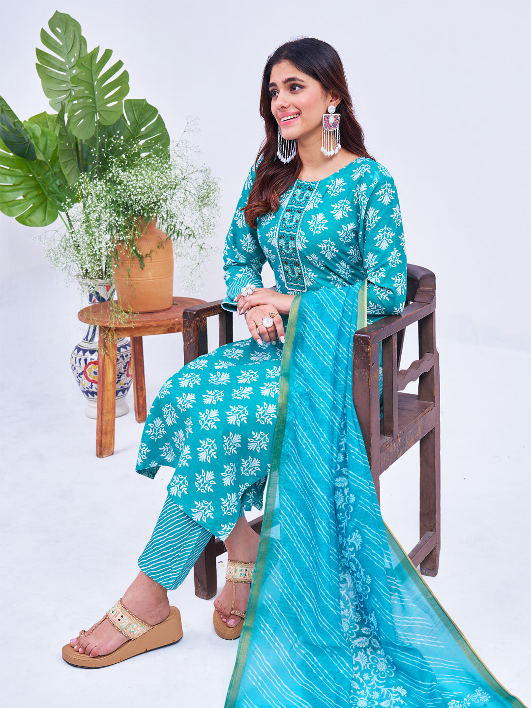 Malishka Women's Sky Blue Rayon Embroidered Straight Kurta Pant With Dupatta - Distacart