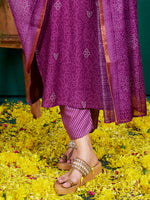 Thumbnail for Malishka Women's Purple Rayon Embroidered Straight Kurta Pant With Dupatta - Distacart