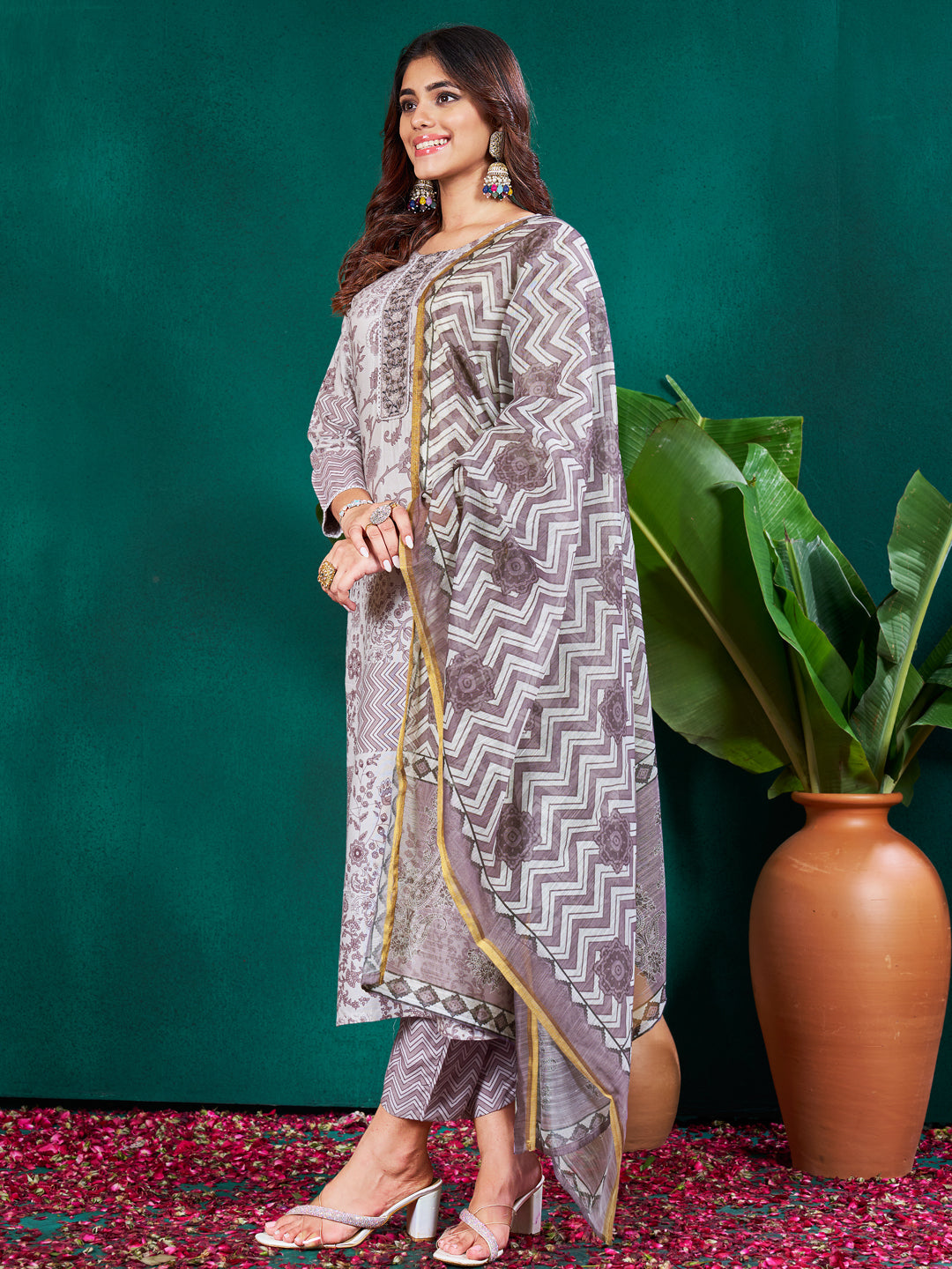 Malishka Women's Purple Rayon Embroidered Straight Kurta Pant With Dupatta - Distacart