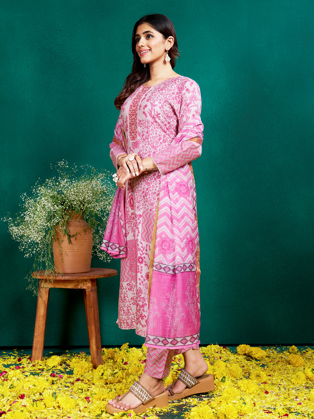 Malishka Women's Pink Rayon Embroidered Straight Kurta Pant With Dupatta - Distacart