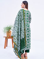 Thumbnail for Malishka Women's Green Rayon Embroidered Straight Kurta Pant With Dupatta - Distacart