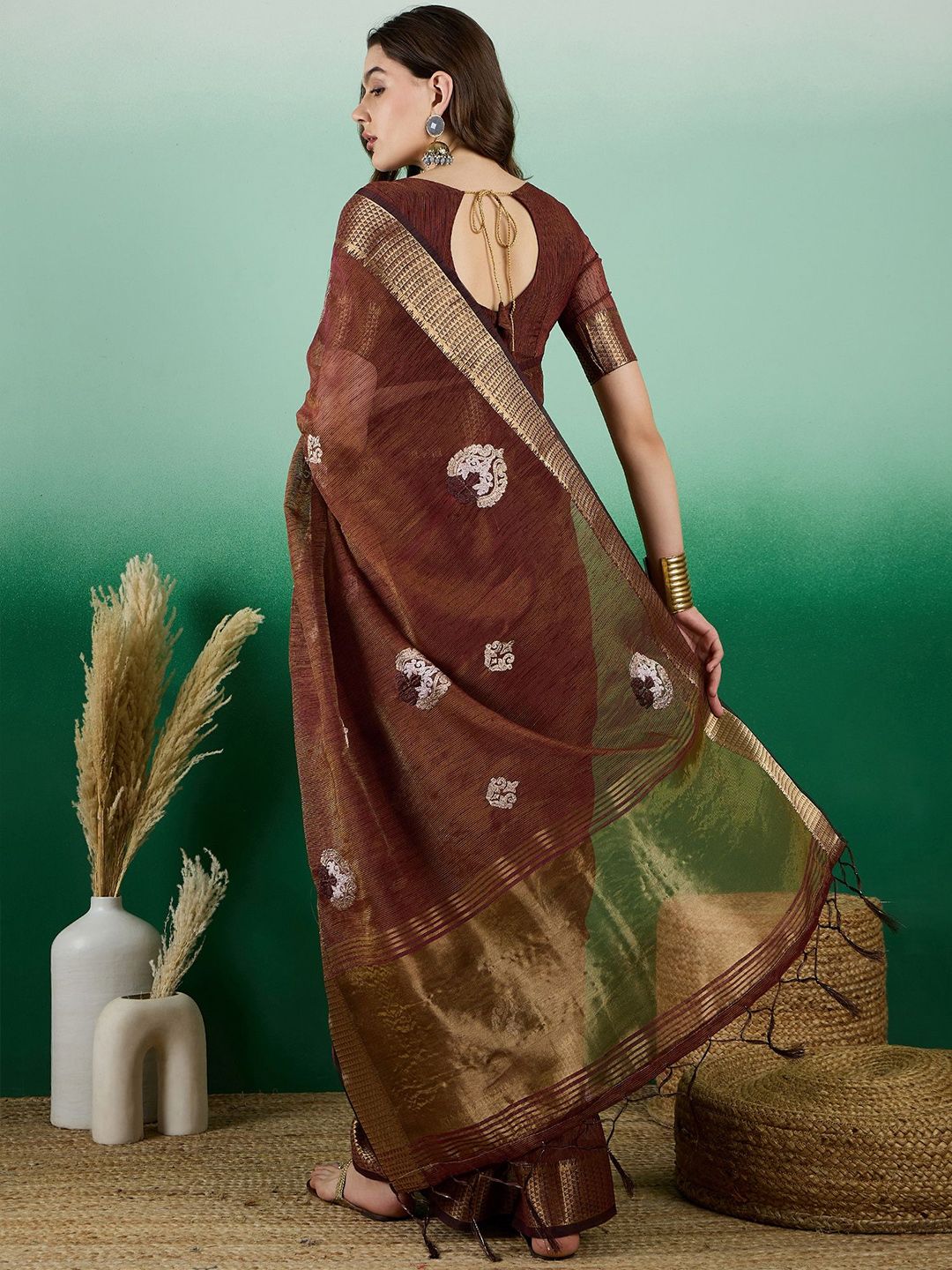 Mitera Woven Design Organza Saree - Distacart