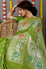 Thumbnail for Jyoti Fashion Women's Green Banarasi Silk Zari Woven Saree with Blouse - Distacart
