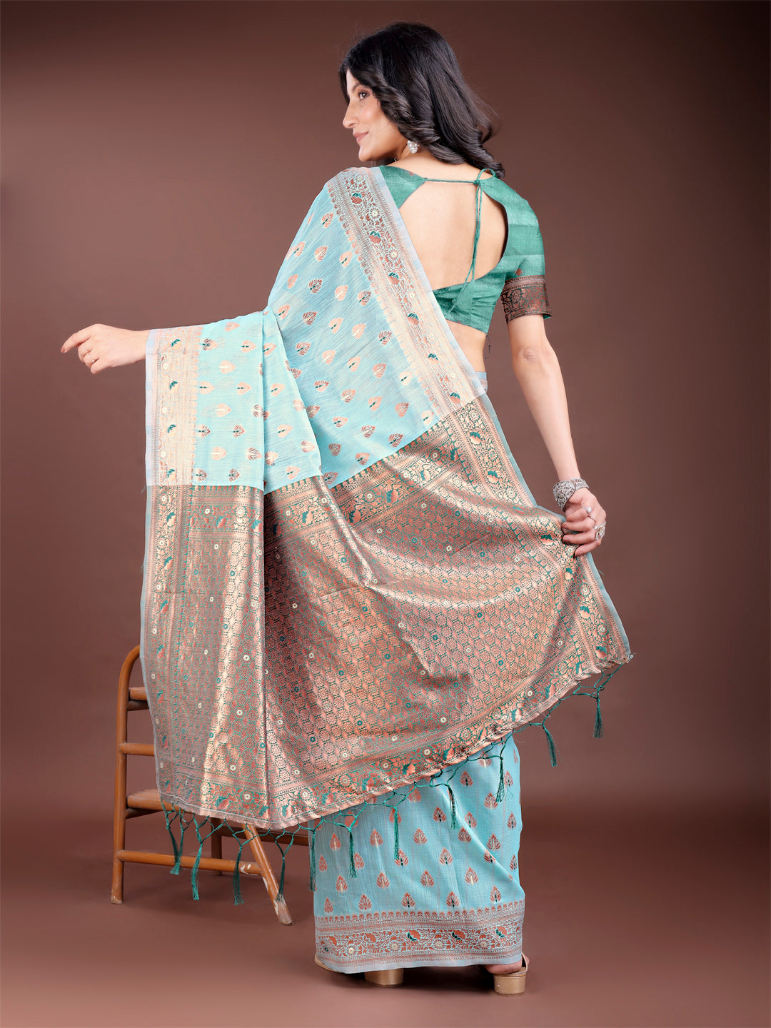 Astita Elegant Sea Green Cotton Saree with Contrast Pallu - Perfect Blend of Tradition & Comfort