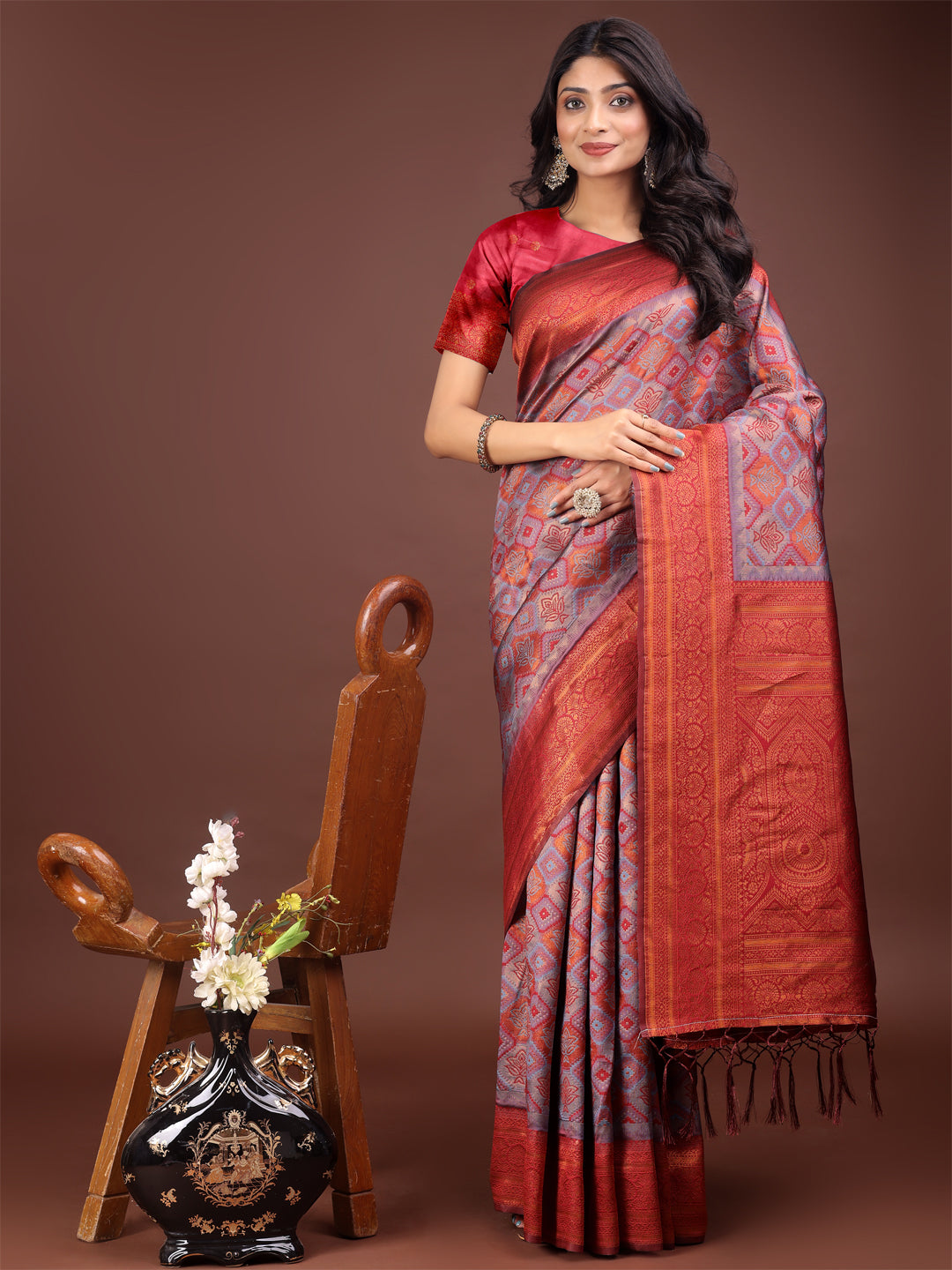 Astita Majestic Red & Grey Silk Saree with Rich Woven Pallu - A Regal Touch for Special Moments - Distacart