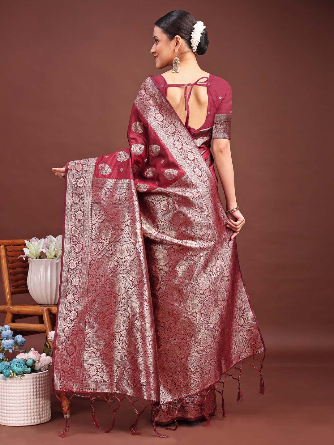 Astita Maroon Banarasi Silk Saree with Zari Weaving - A Timeless Tale of Elegance - Distacart