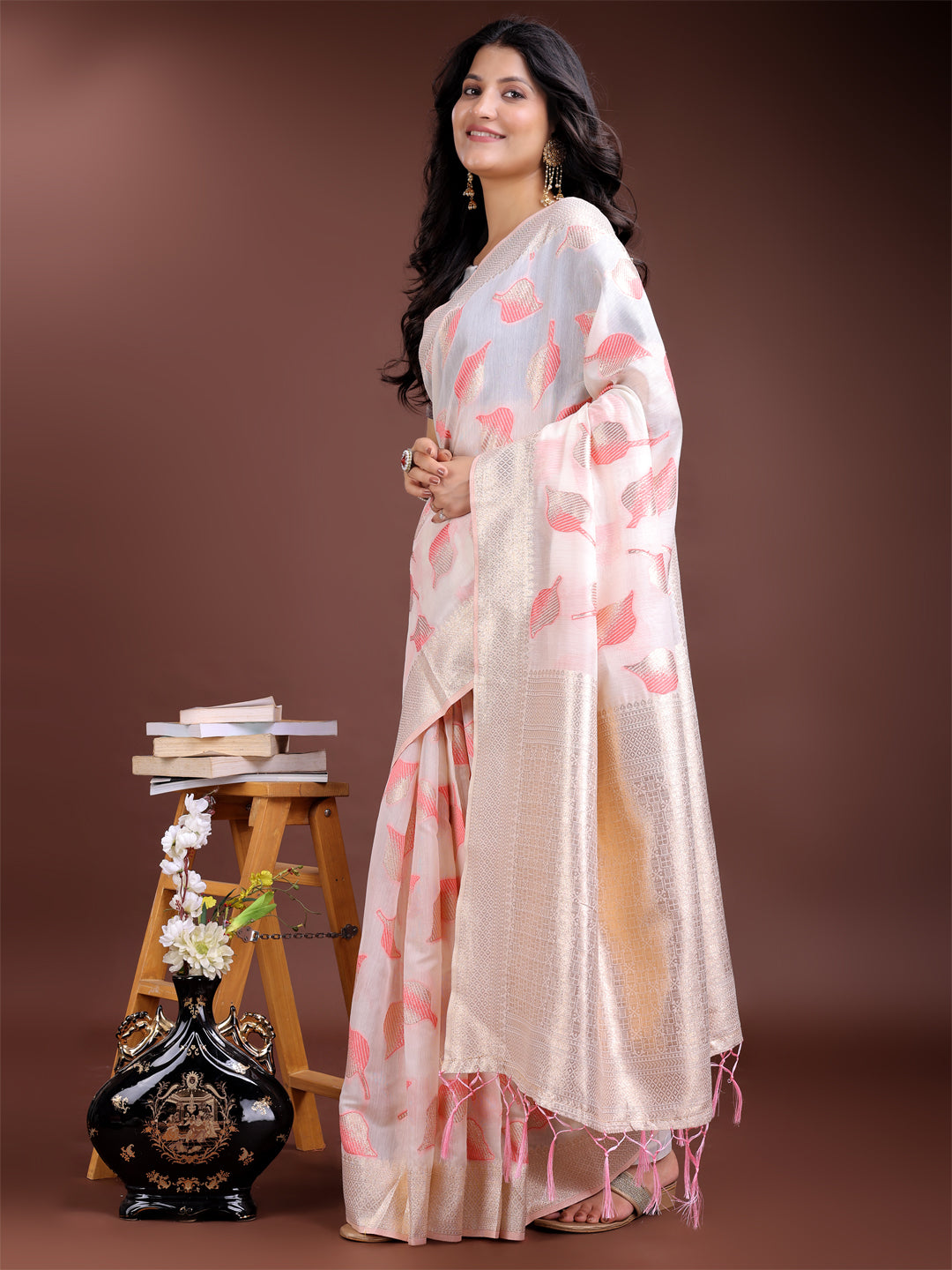 Astita White & Pink Cotton Woven Zari Work Traditional Tassel Saree - Distacart