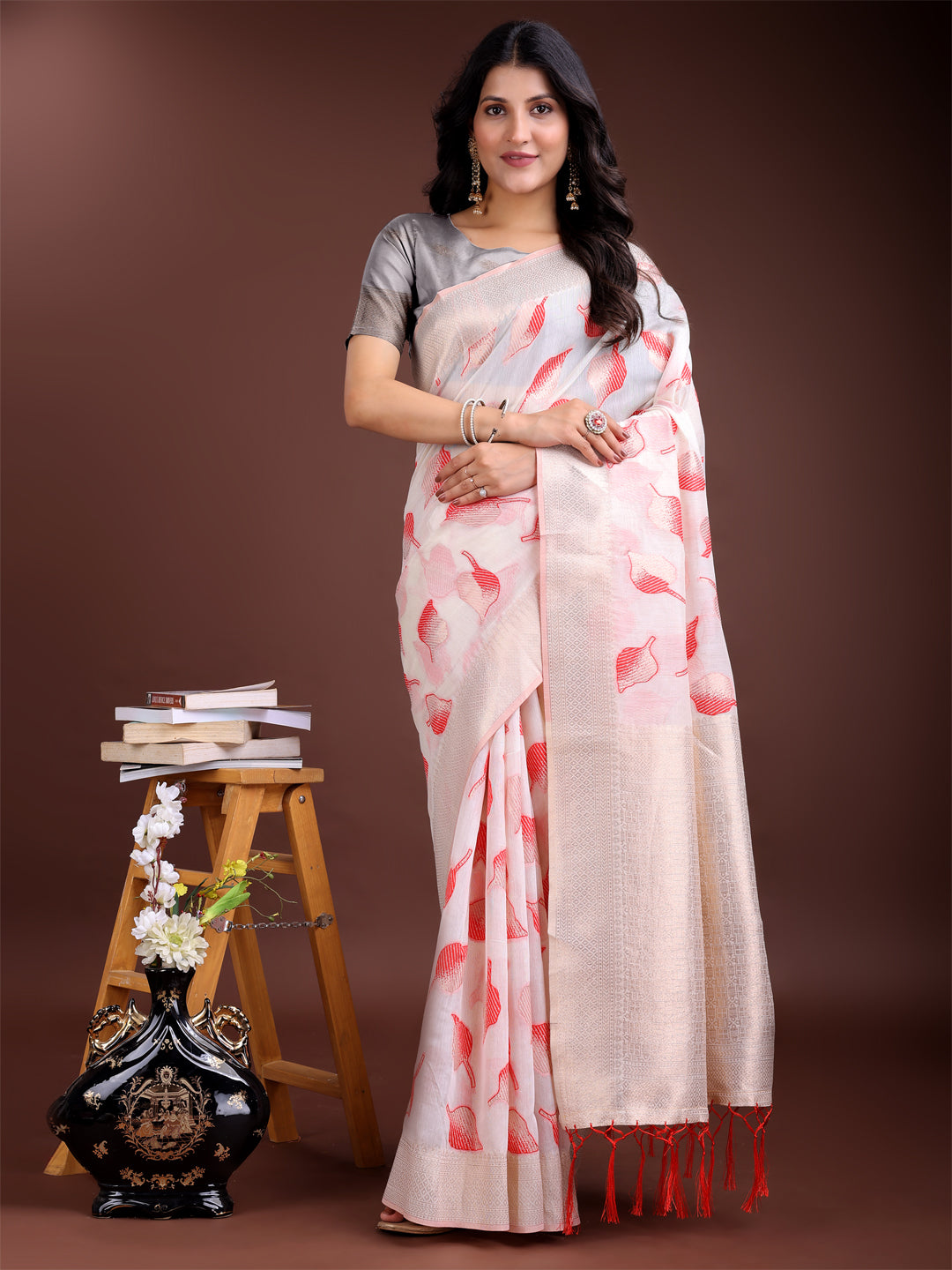 Astita White & Red Cotton Woven Zari Work Traditional Tassel Saree - Distacart