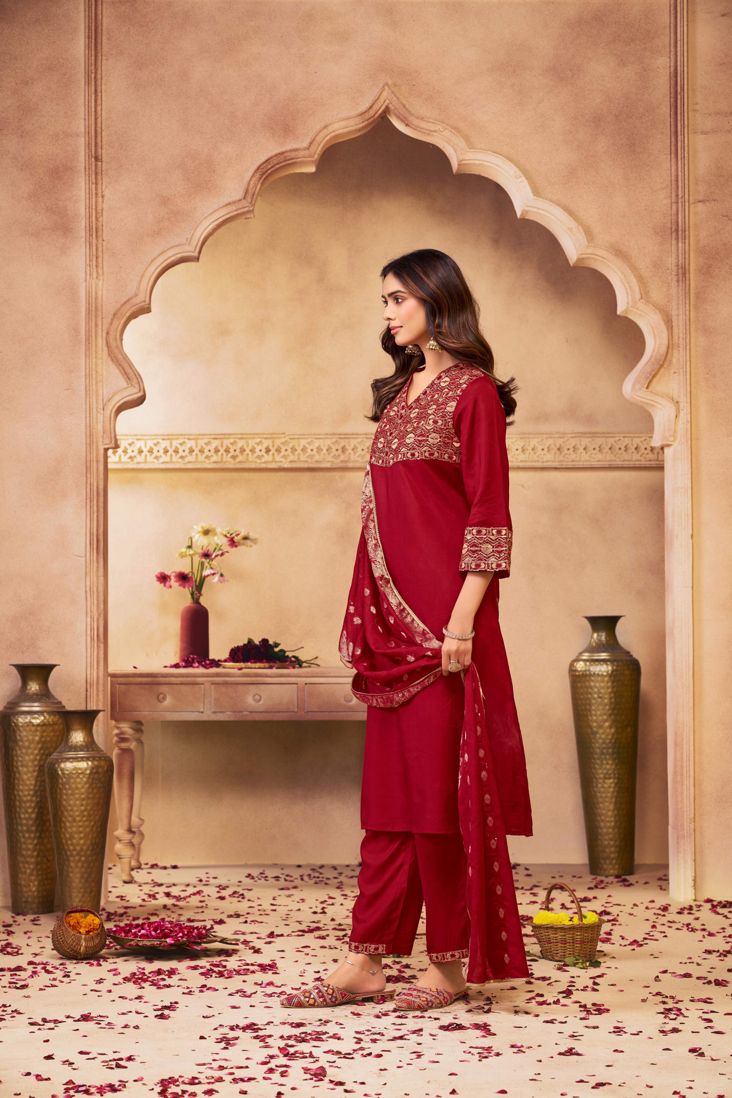 BulBul Ashima Red Muslin Kurta Set With Dupatta