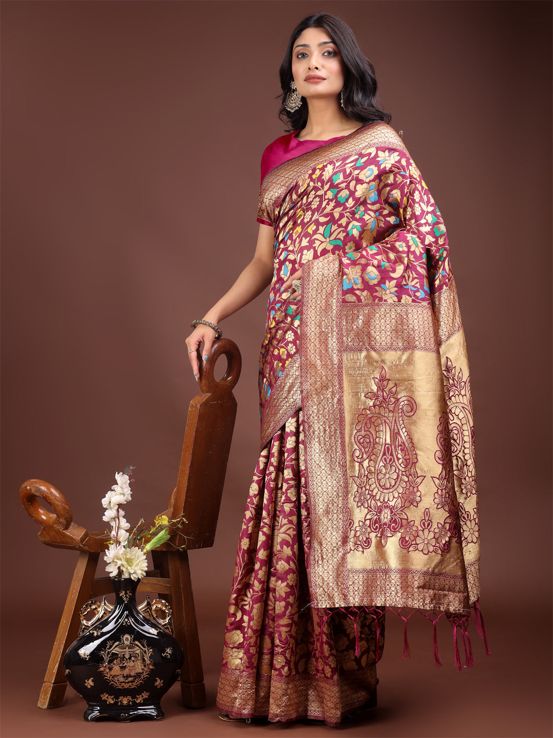 Astita Majestic Magenta Silk Saree with Gold Zari & Floral Design - Perfect for Festive & Traditional Occasions - Distacart