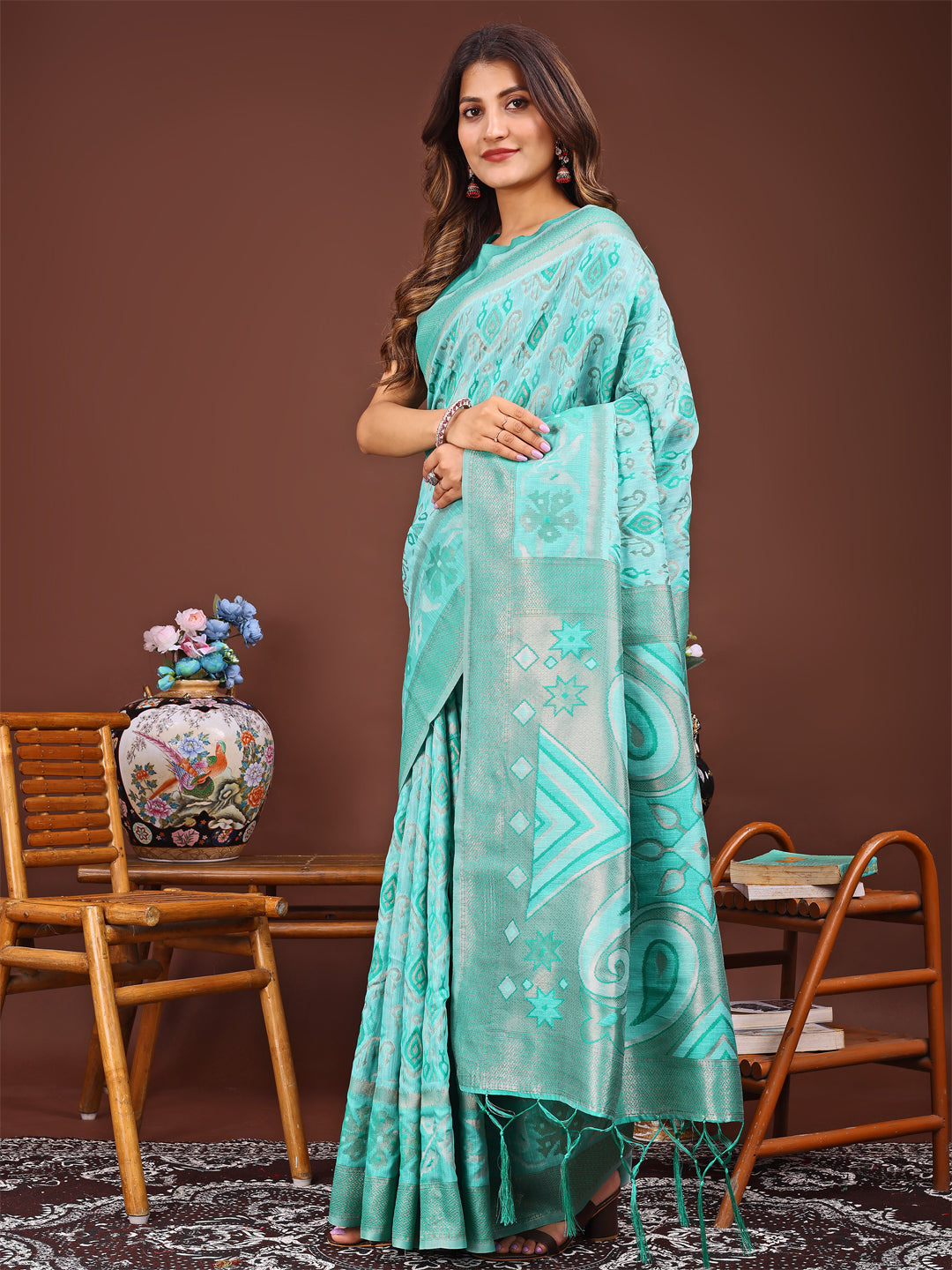 Astita Grace in Every Thread: Sea green Patola Linen Cotton Saree Woven with Cultural Elegance - Distacart