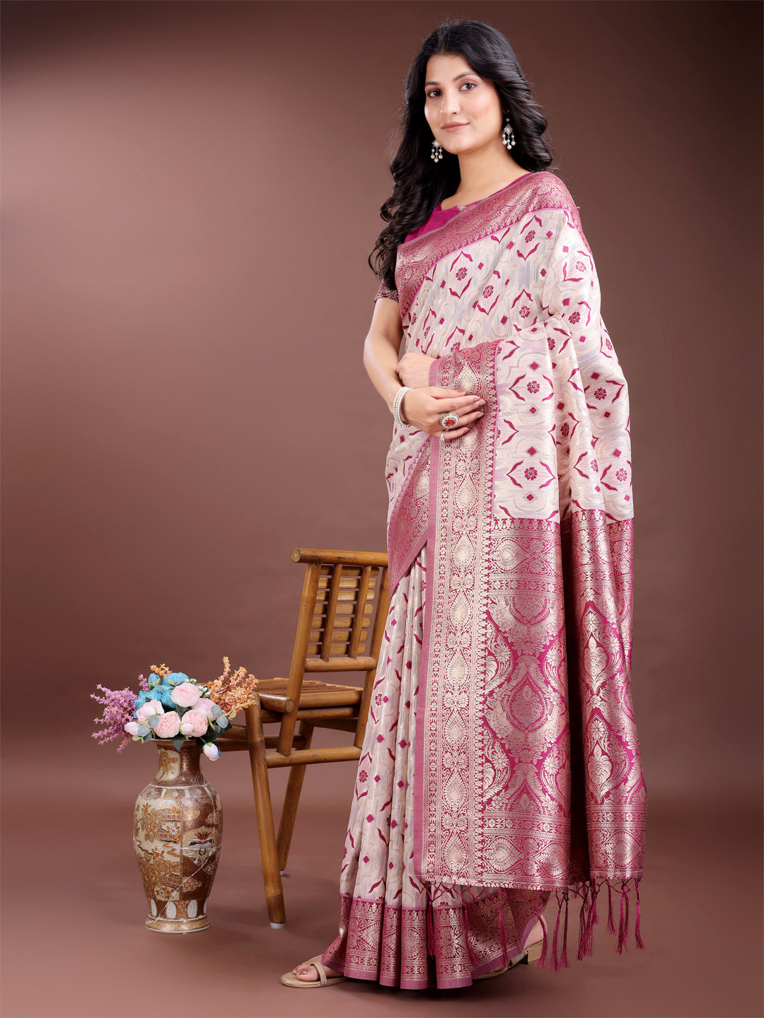 Astita Graceful Cream & Pink Linen Cotton Saree with Rich Zari Pallu - A Touch of Royal Comfort - Distacart