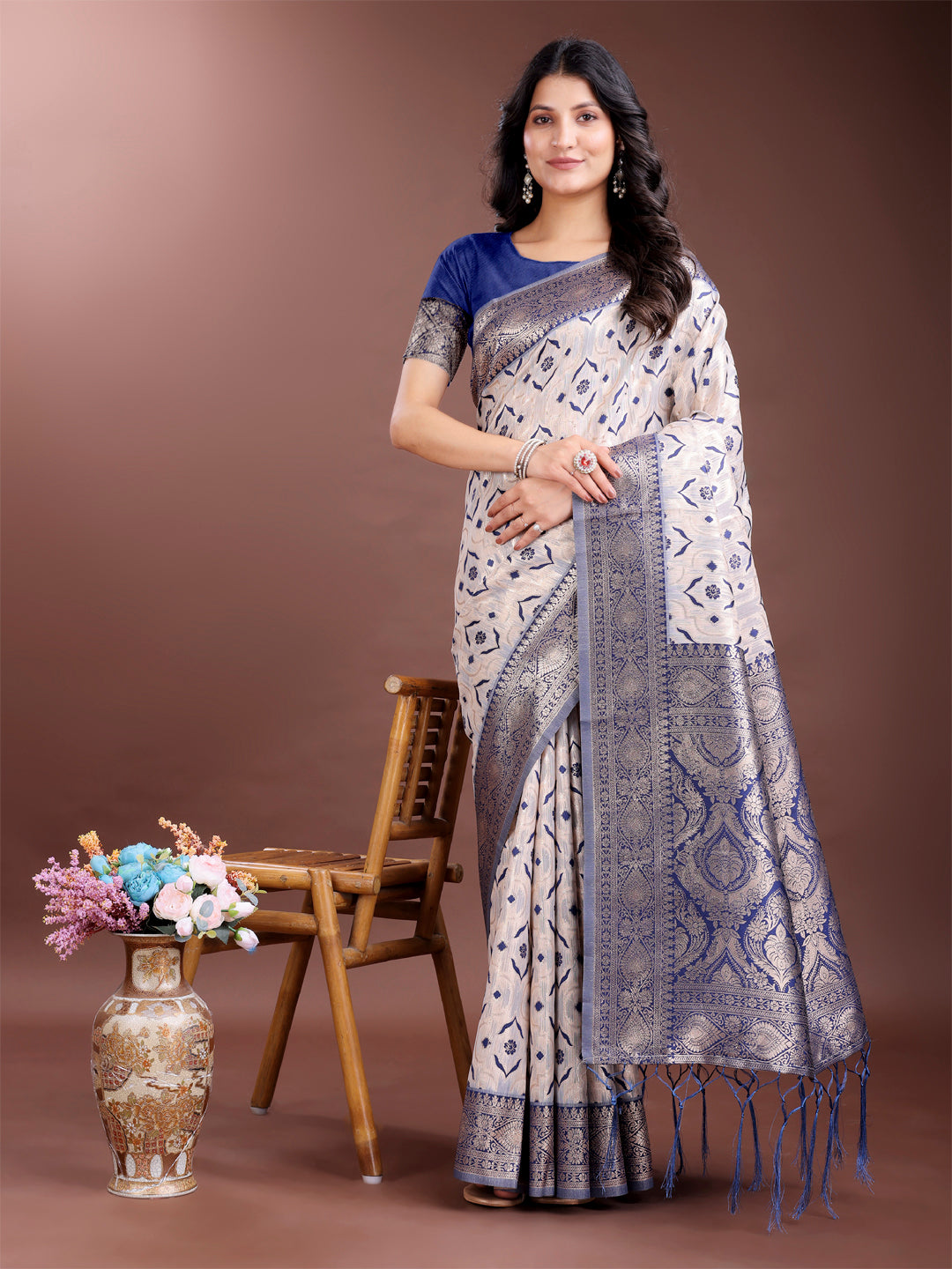 Astita Graceful Cream & Navy Blue Linen Cotton Saree with Rich Zari Pallu - A Touch of Royal Comfort - Distacart