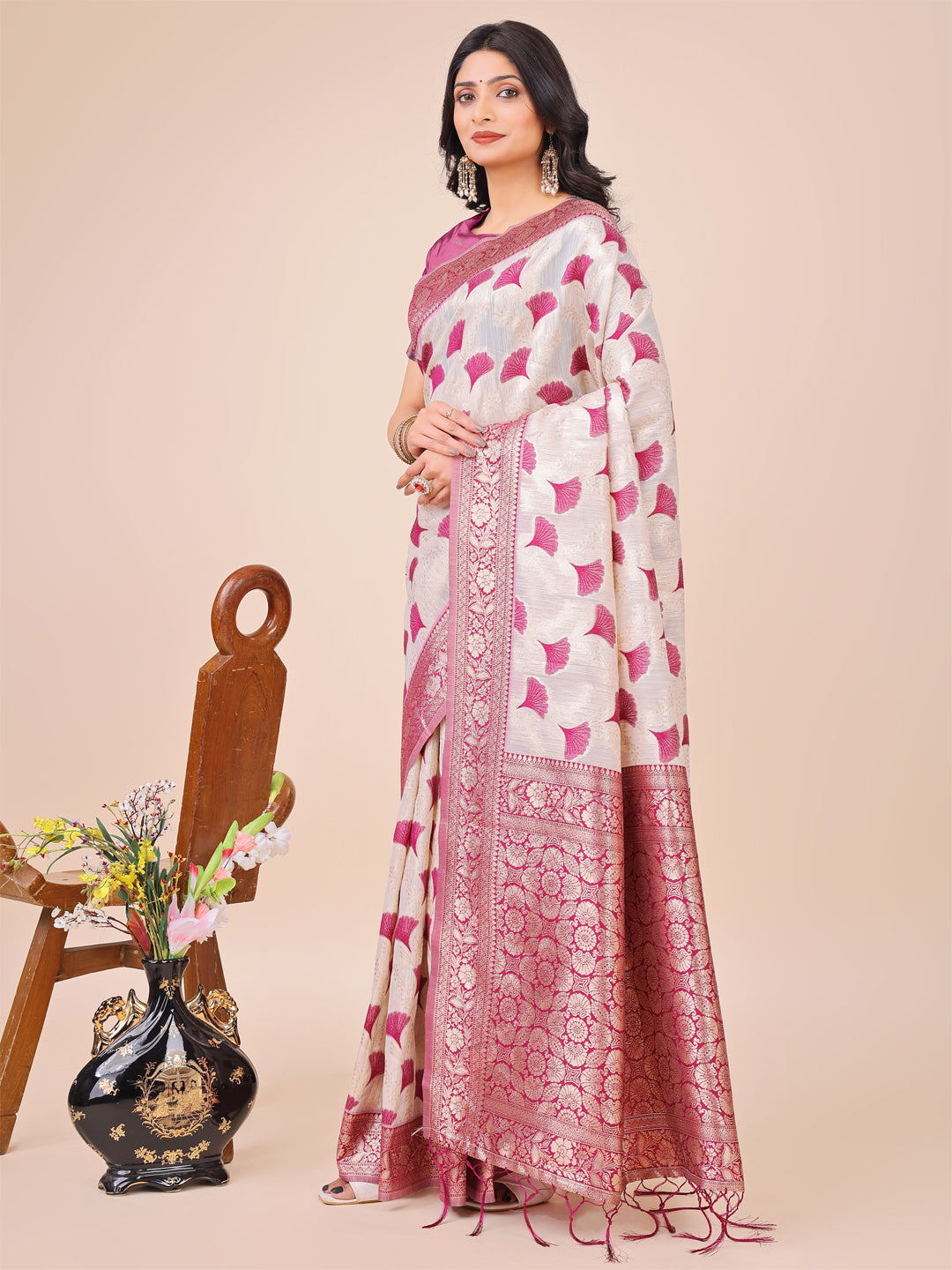 Astita Elegant Off-White & Magenta Linen Cotton Saree with Zari Woven Border and Pallu - Soft Lightweight Saree for Daily,Festive & Office Wear - Distacart