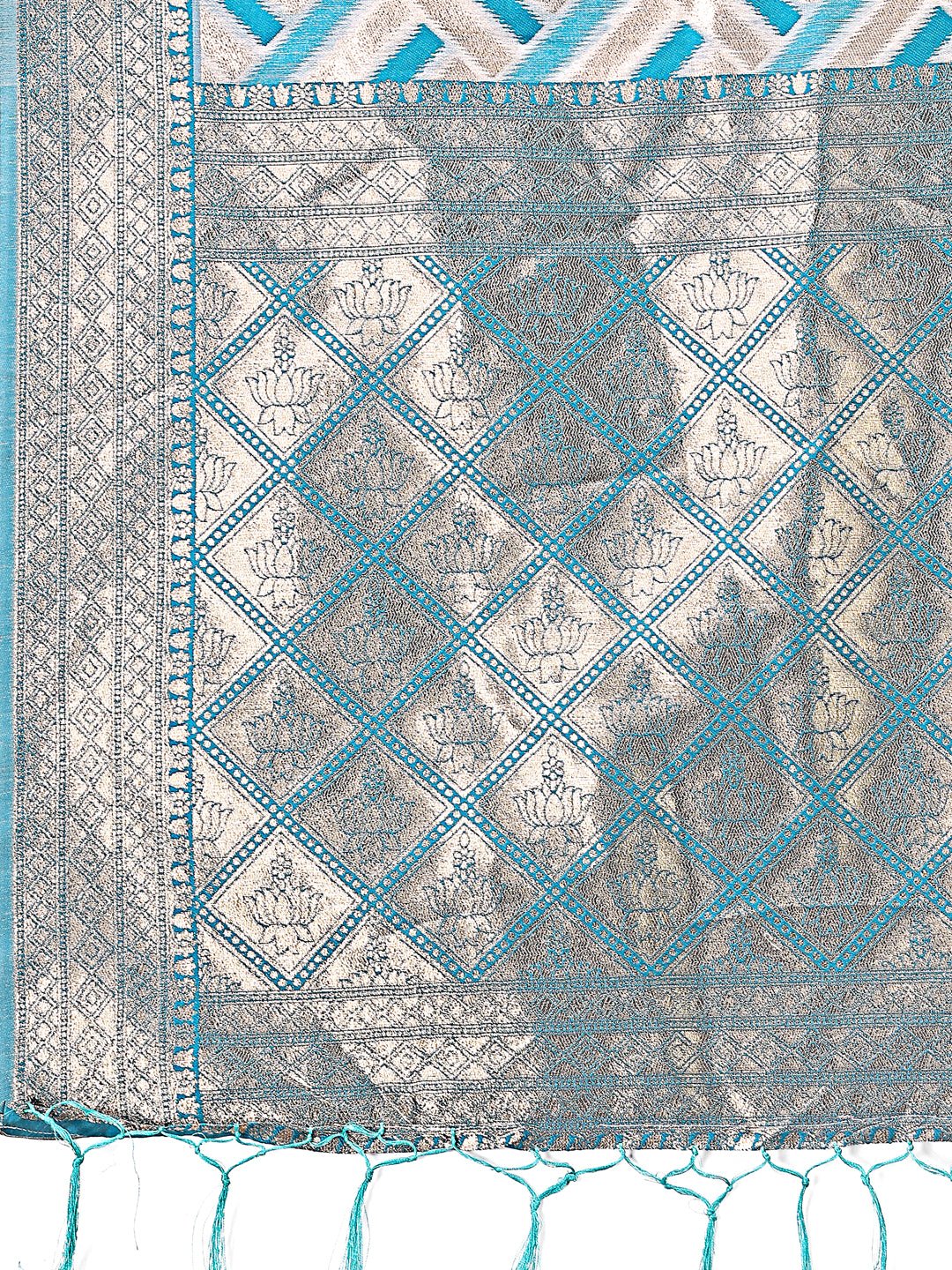 Astita Elegant Sea Green & Cream Linen Saree with Geometric Design and Zari Border - Festive & Party Wear - Distacart