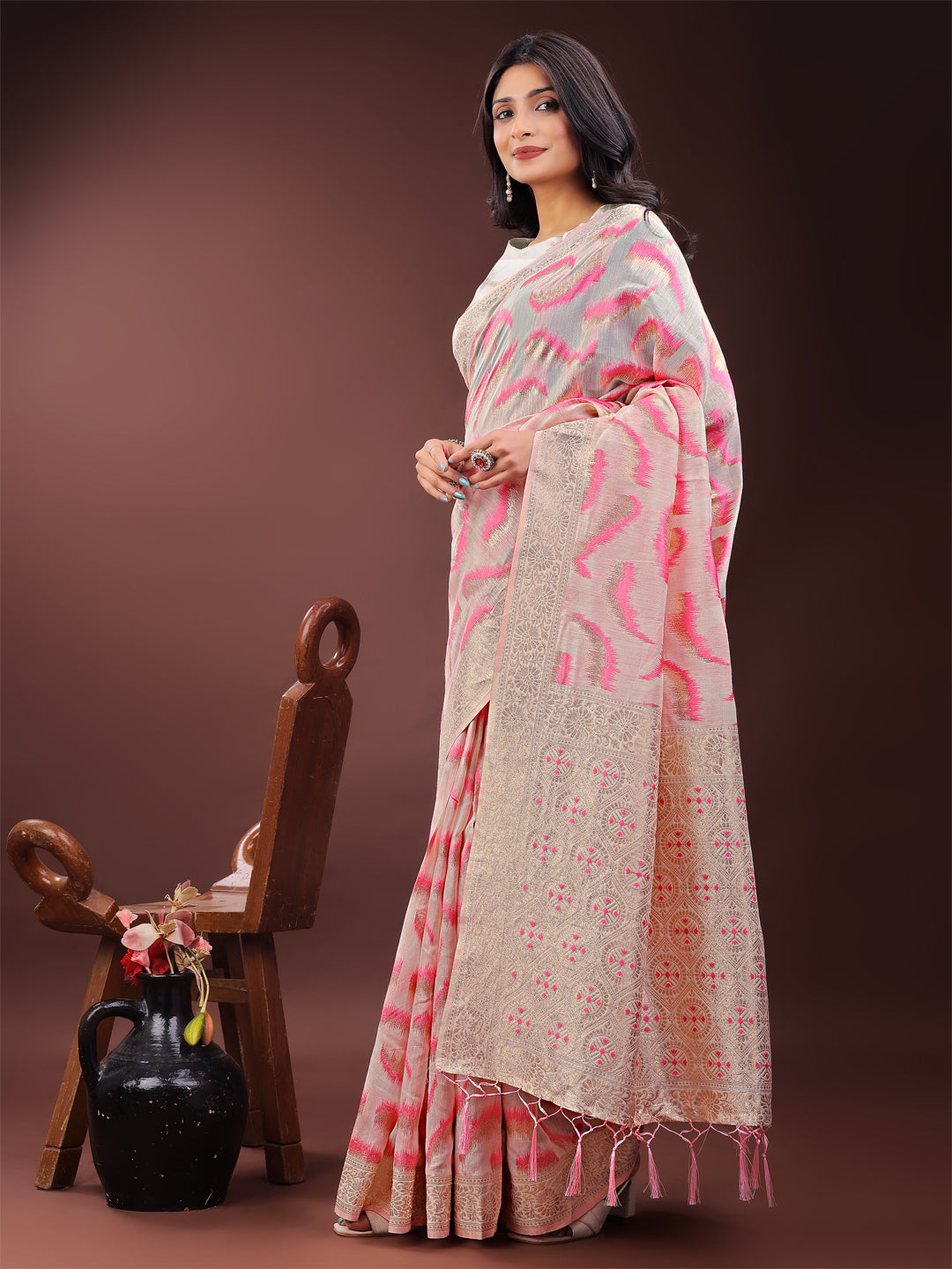 Astita Elegant Beige & Coral Linen Saree with Zari Border and Abstract Pattern - Premium Festive & Office Wear - Distacart