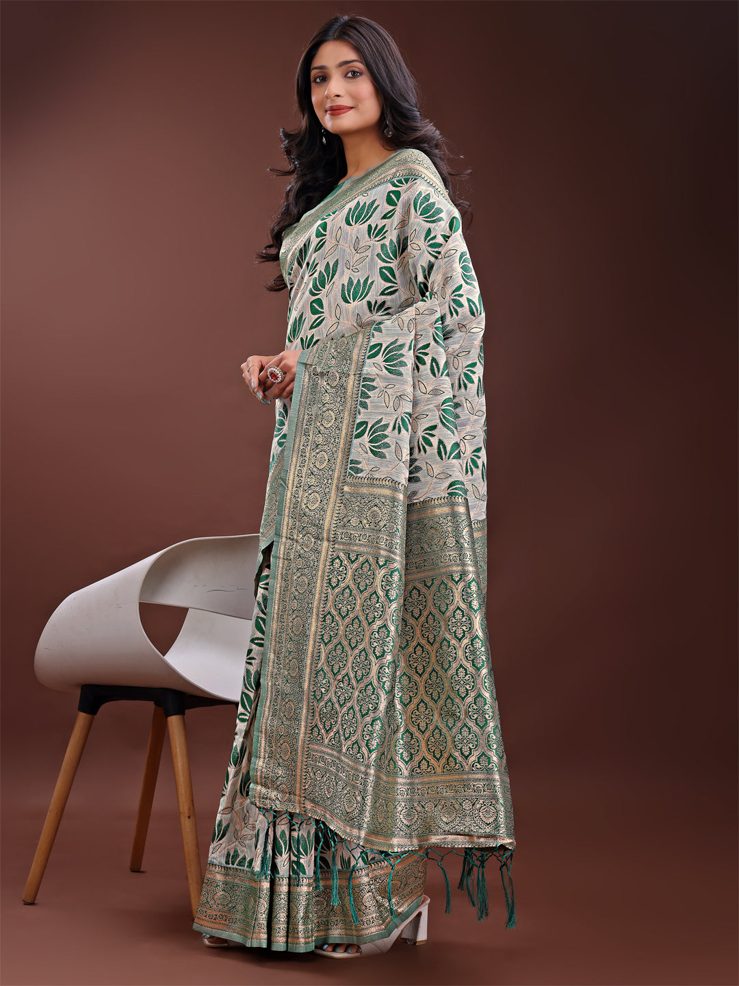 Astita Stunning Beige & Green Linen Saree with Floral Print and Rich Zari Pallu - Festive & Traditional Wear - Distacart