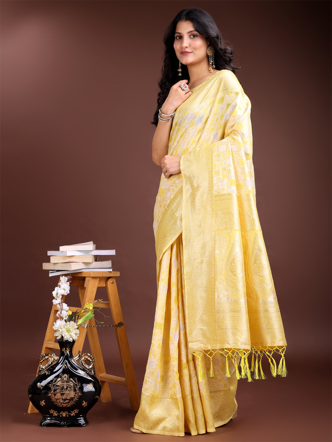 Astita Yellow Linen Cotton Saree - Elegant Simplicity for Everyday Grace - Distacart