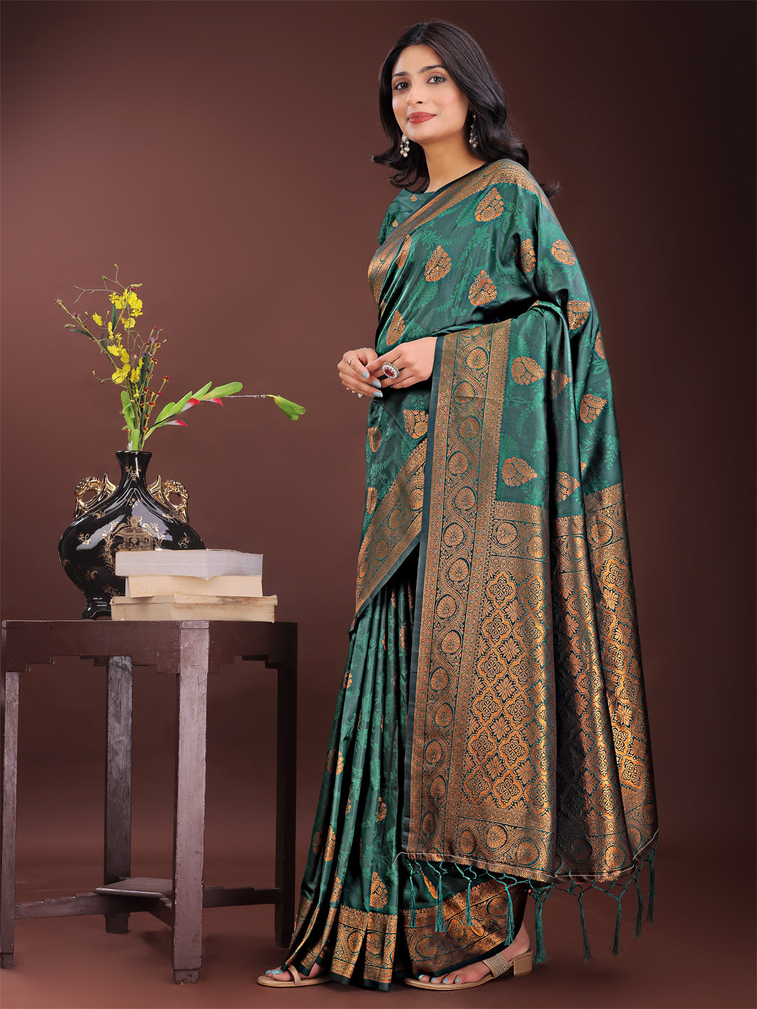 Astita Majestic Dark Green Banarasi Silk Saree with Golden Zari - Timeless Indian Ethnic Elegance for Weddings & Festive Occasions - Distacart
