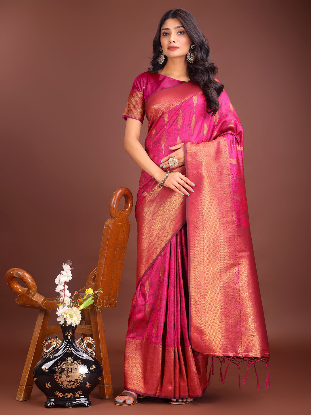 Astita Magenta Linen Cotton Saree with Golden Zari Leaf Woven Design & Rich Pallu - Festive Wear | Office Look | Soft Drape - Distacart