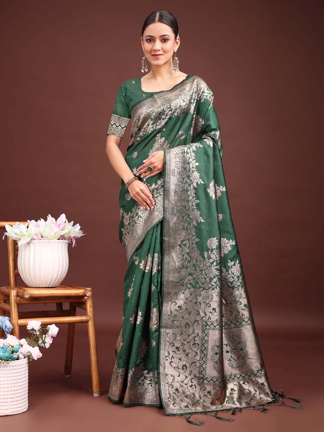 Astita Emerald Green Banarasi Silk Saree with Zari Floral Work - Elegance Woven in Every Thread - Distacart