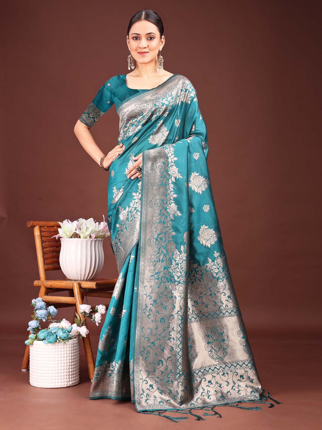 Astita Emerald Sea Green Banarasi Silk Saree with Zari Floral Work - Elegance Woven in Every Thread - Distacart