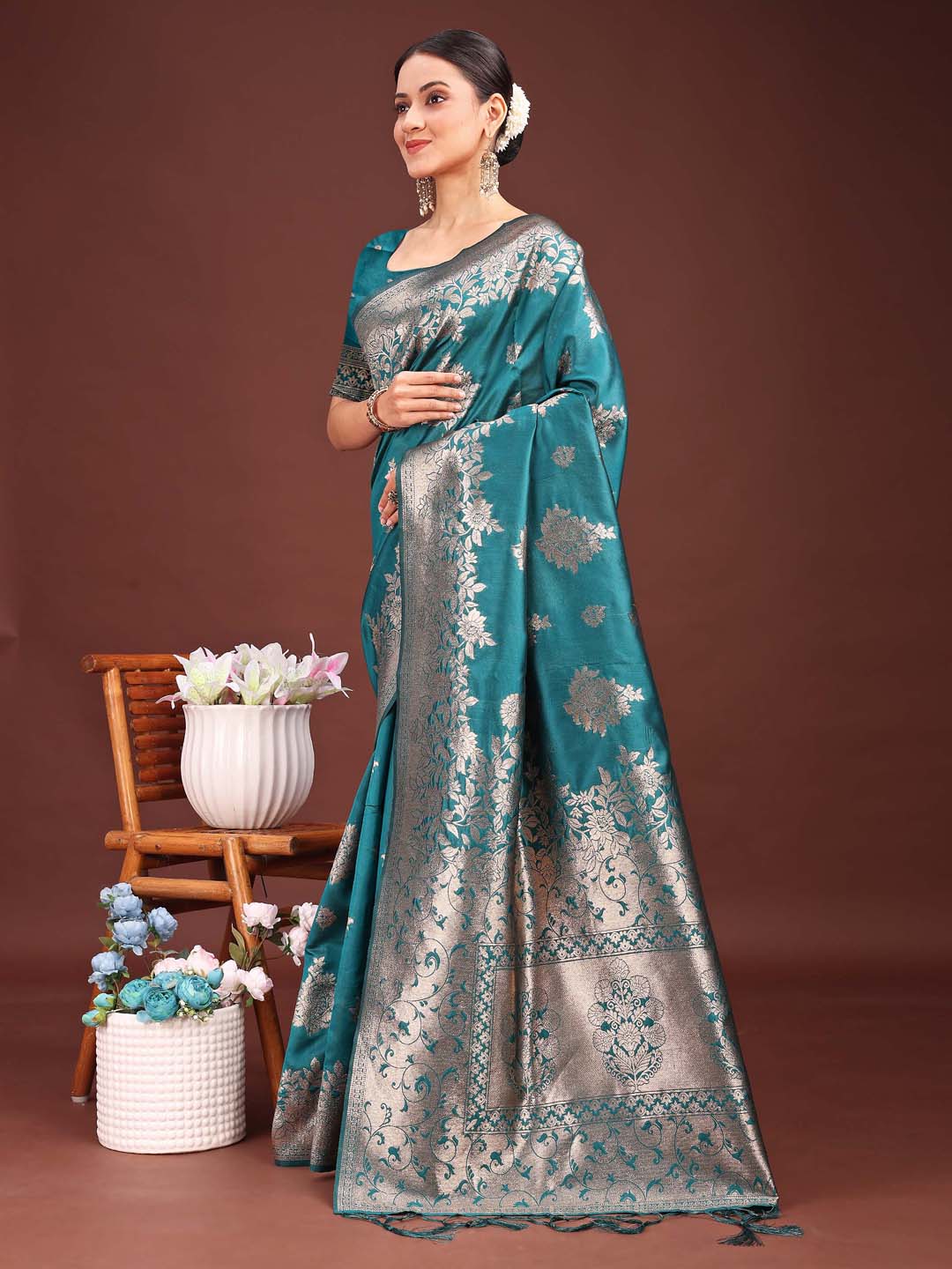 Astita Emerald Sea Green Banarasi Silk Saree with Zari Floral Work - Elegance Woven in Every Thread - Distacart
