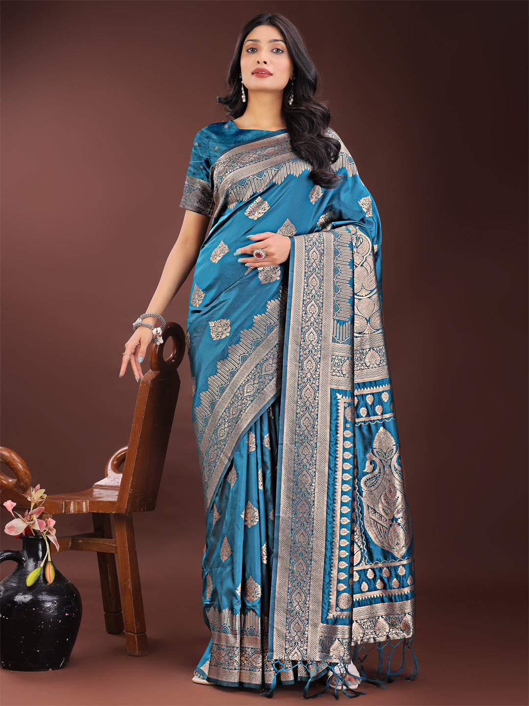 Astita Graceful Teal Banarasi Silk Saree with Silver Zari - Perfect Ethnic Wear for Weddings & Festive Moments - Distacart
