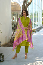 Thumbnail for Avantini Women's Cotton Green Embellished Kurta Pant With Dupatta - Distacart