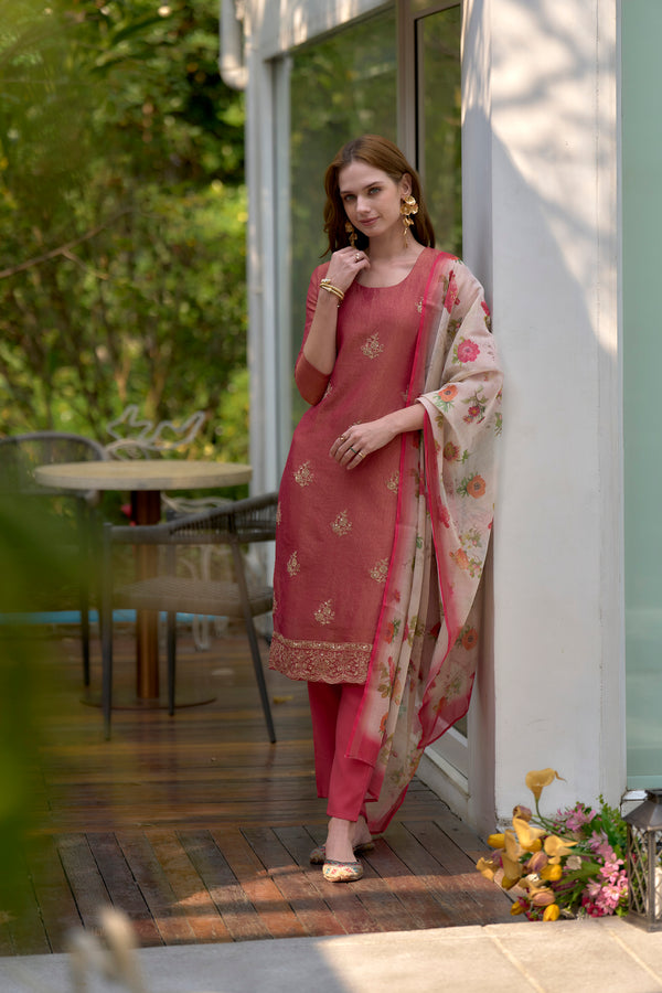 Avantini Women's Cotton Red Embroidered Kurta Pant With Dupatta - Distacart