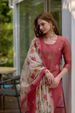 Thumbnail for Avantini Women's Cotton Red Embroidered Kurta Pant With Dupatta - Distacart