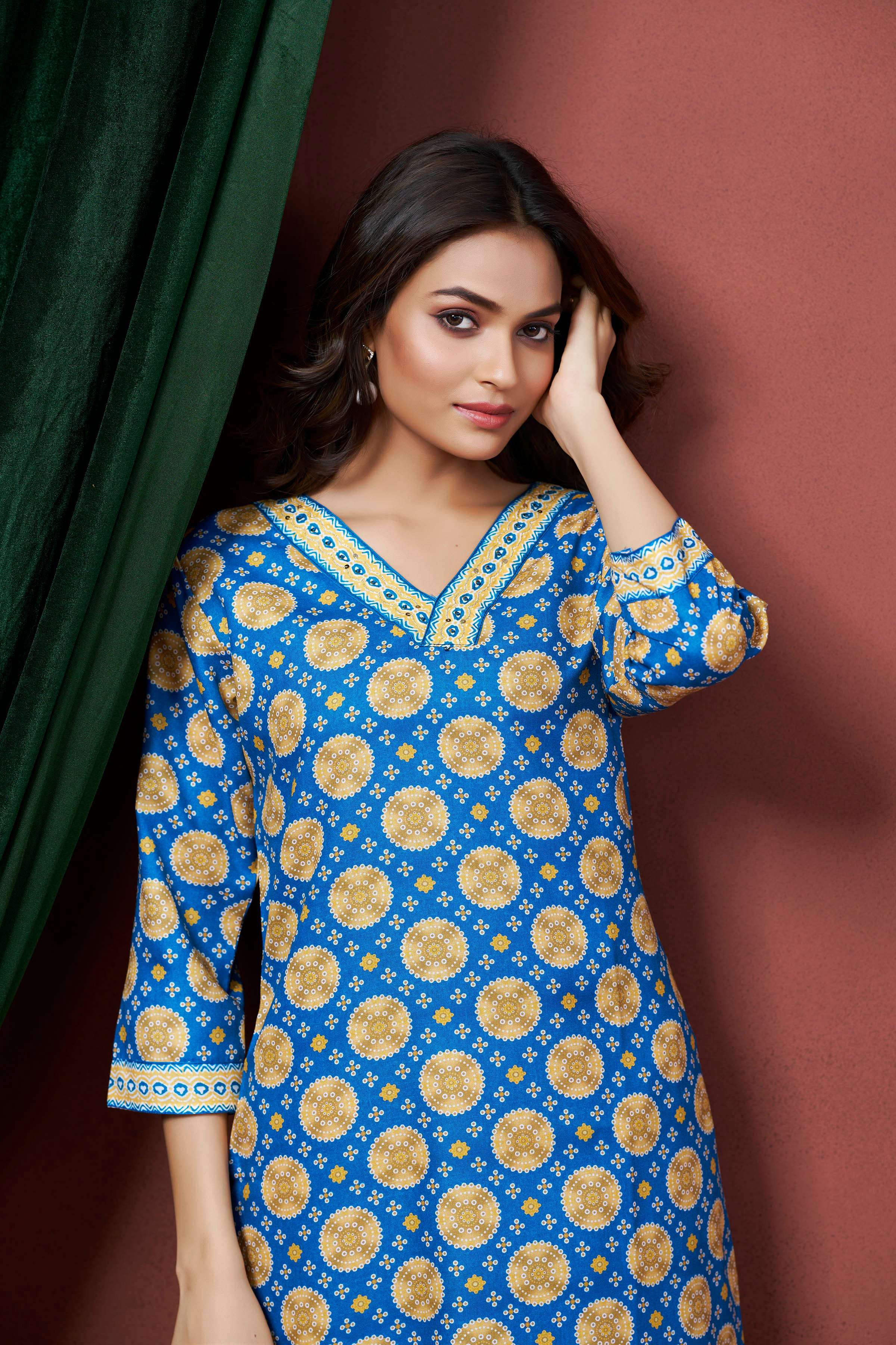 Avantini Women's Cotton Linen Sky Blue Printed embellished Bandhani Kurti