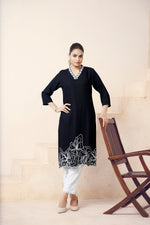 Thumbnail for Avantini Women's Viscose Rayon Black Embroidery Kurti - Distacart
