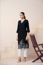 Thumbnail for Avantini Women's Viscose Rayon Black Embroidery Kurti - Distacart