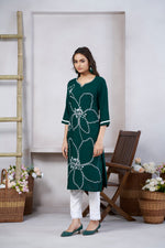 Thumbnail for Avantini Women's Viscose Rayon Green Embroidery Kurti - Distacart