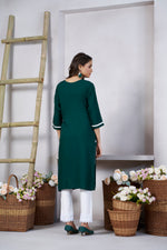 Thumbnail for Avantini Women's Viscose Rayon Green Embroidery Kurti - Distacart