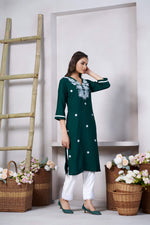 Thumbnail for Avantini Women's Viscose Rayon Green Embroidery Kurti - Distacart