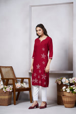 Thumbnail for Avantini Women's Viscose Rayon Maroon Floral Embroidery Kurti - Distacart