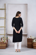 Thumbnail for Avantini Women's Viscose Rayon Black Floral Embroidery Kurti - Distacart