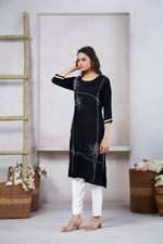 Thumbnail for Avantini Women's Viscose Rayon Black Floral Embroidery Kurti - Distacart