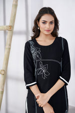 Thumbnail for Avantini Women's Viscose Rayon Black Floral Embroidery Kurti - Distacart