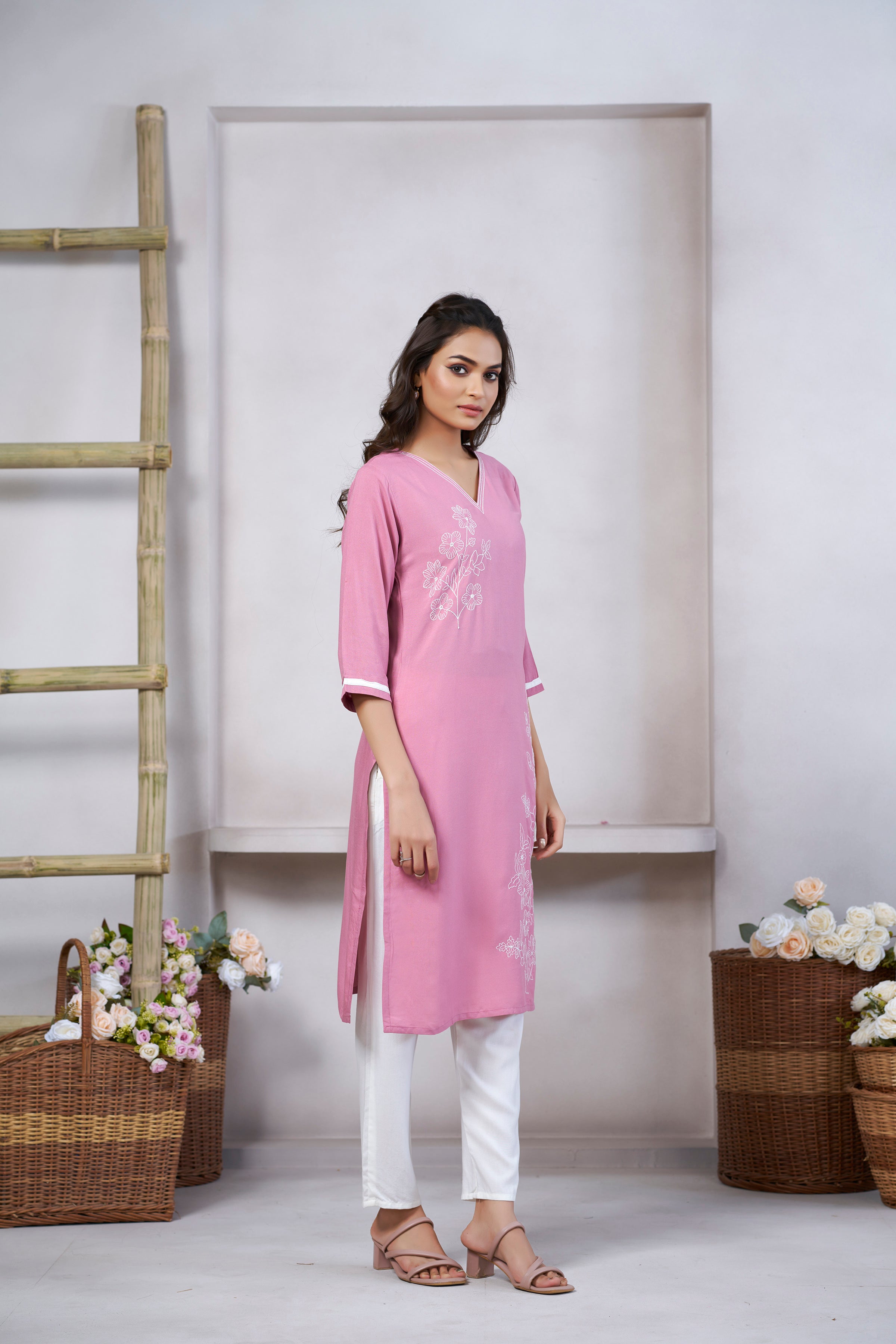 Avantini Women's Viscose Rayon Light Pink Floral Embroidery Kurti - Distacart