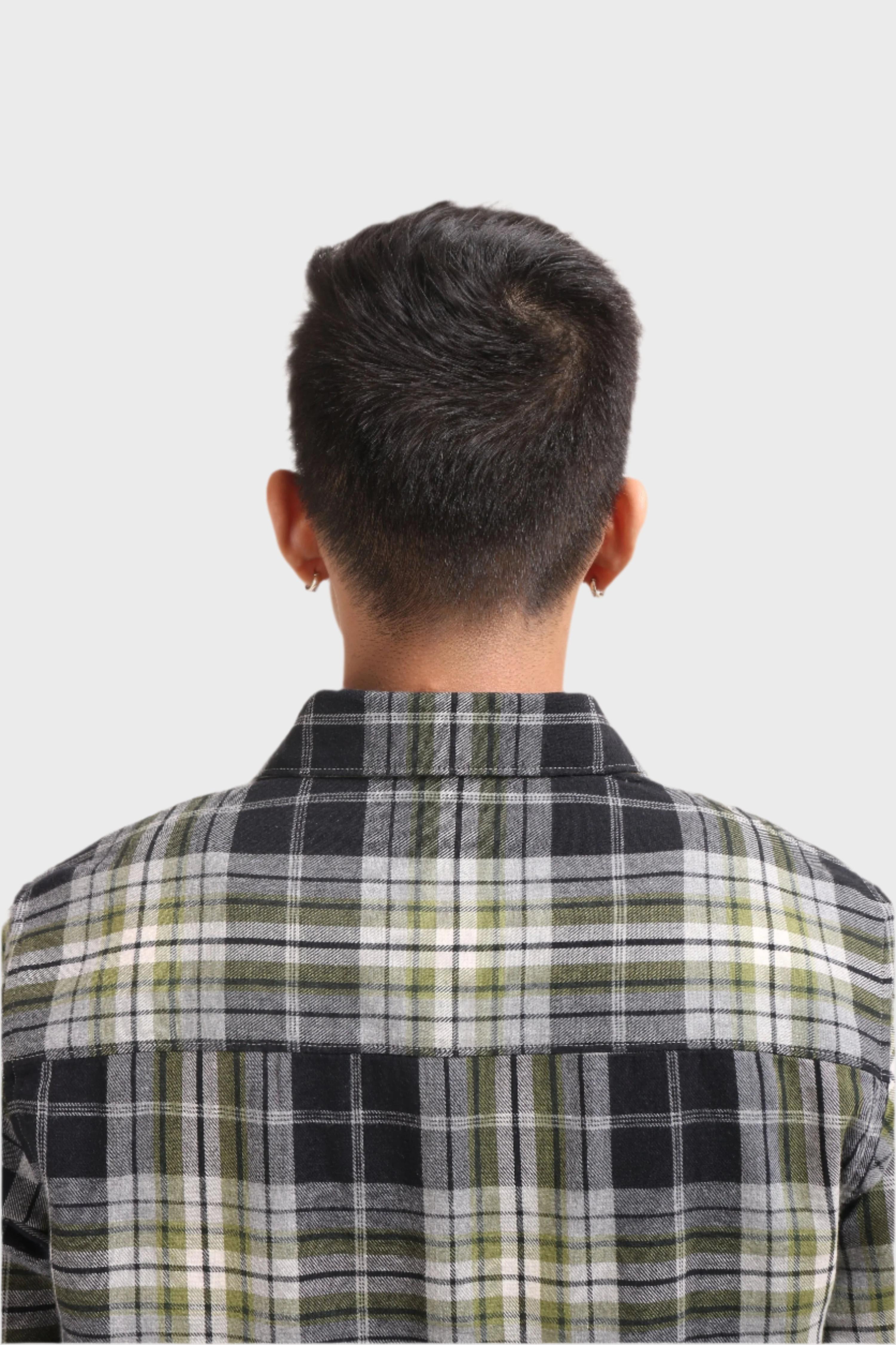 Xkind Green Checks Regular Fit Shirt