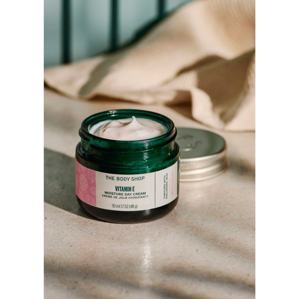 The Body Shop Vitamin E Moisture Cream - Distacart