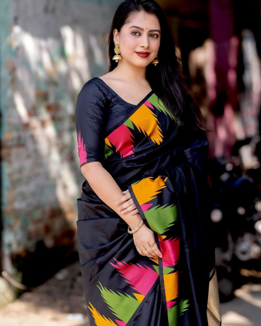 Preksha Creation Banarasi Women Black Saree With Zari Work - Distacart