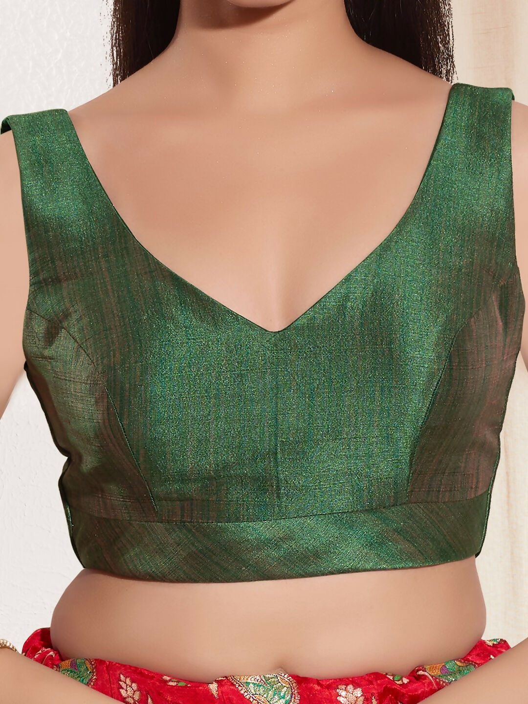Joban Fashion Dark Green Mulberry Silk Padded Blouse With Round Neck Sleeveless