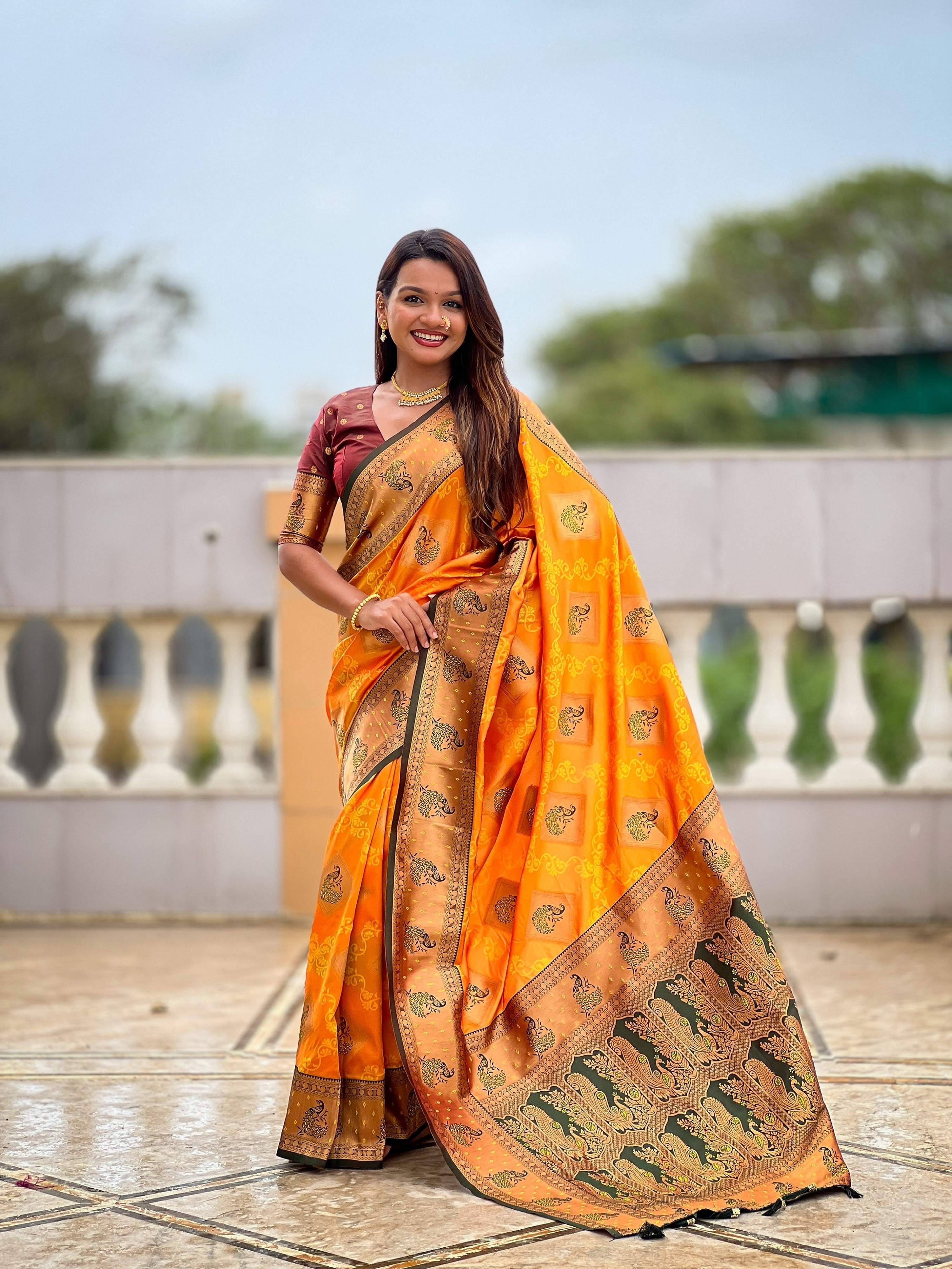 Vedant Vastram Soft Litchi Silk Banarasi Silk Jacquard Saree - Mustard - Dista