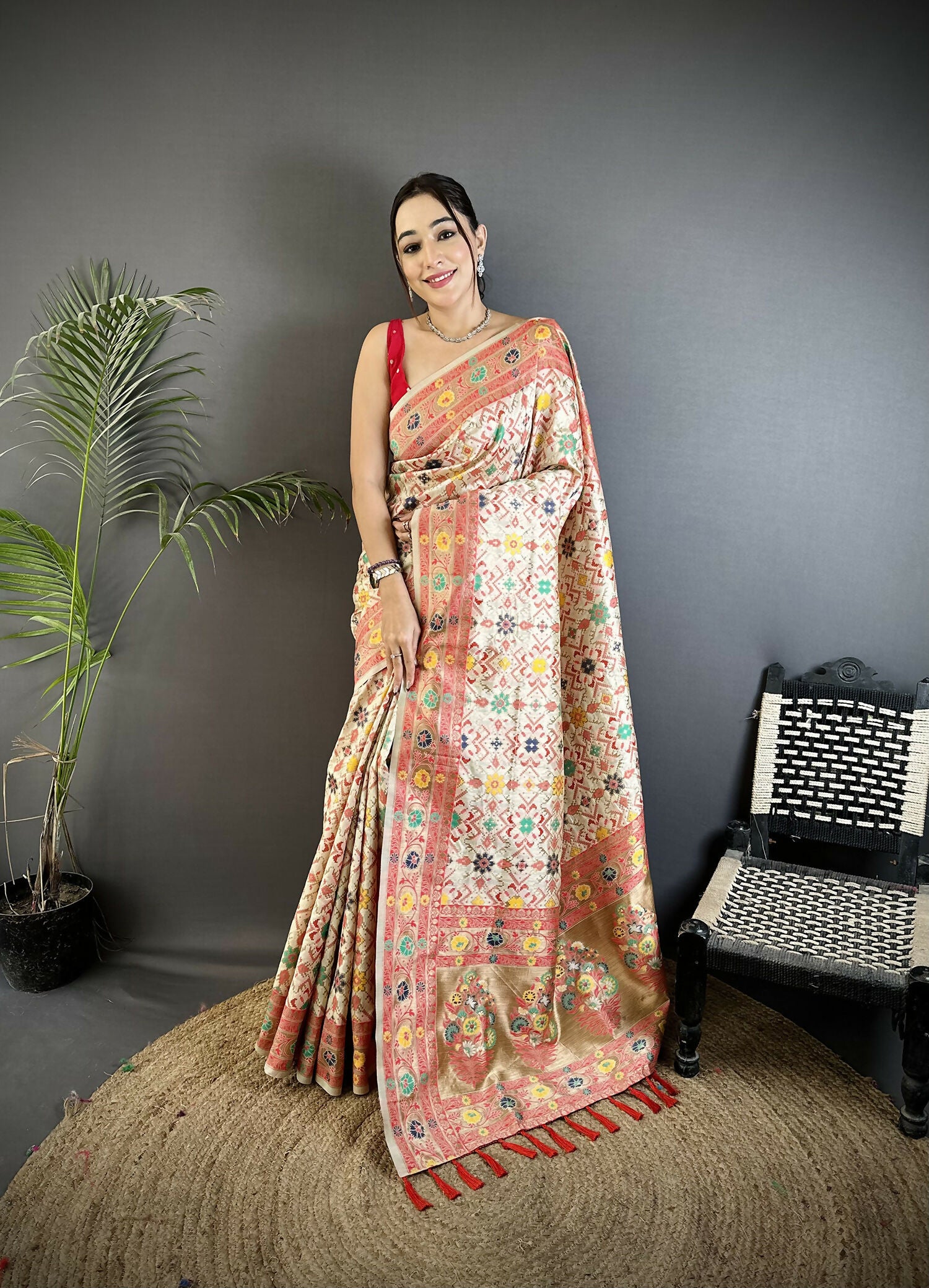 Joban Fashion Cream Banarasi Soft Silk Woven Saree - Distacart