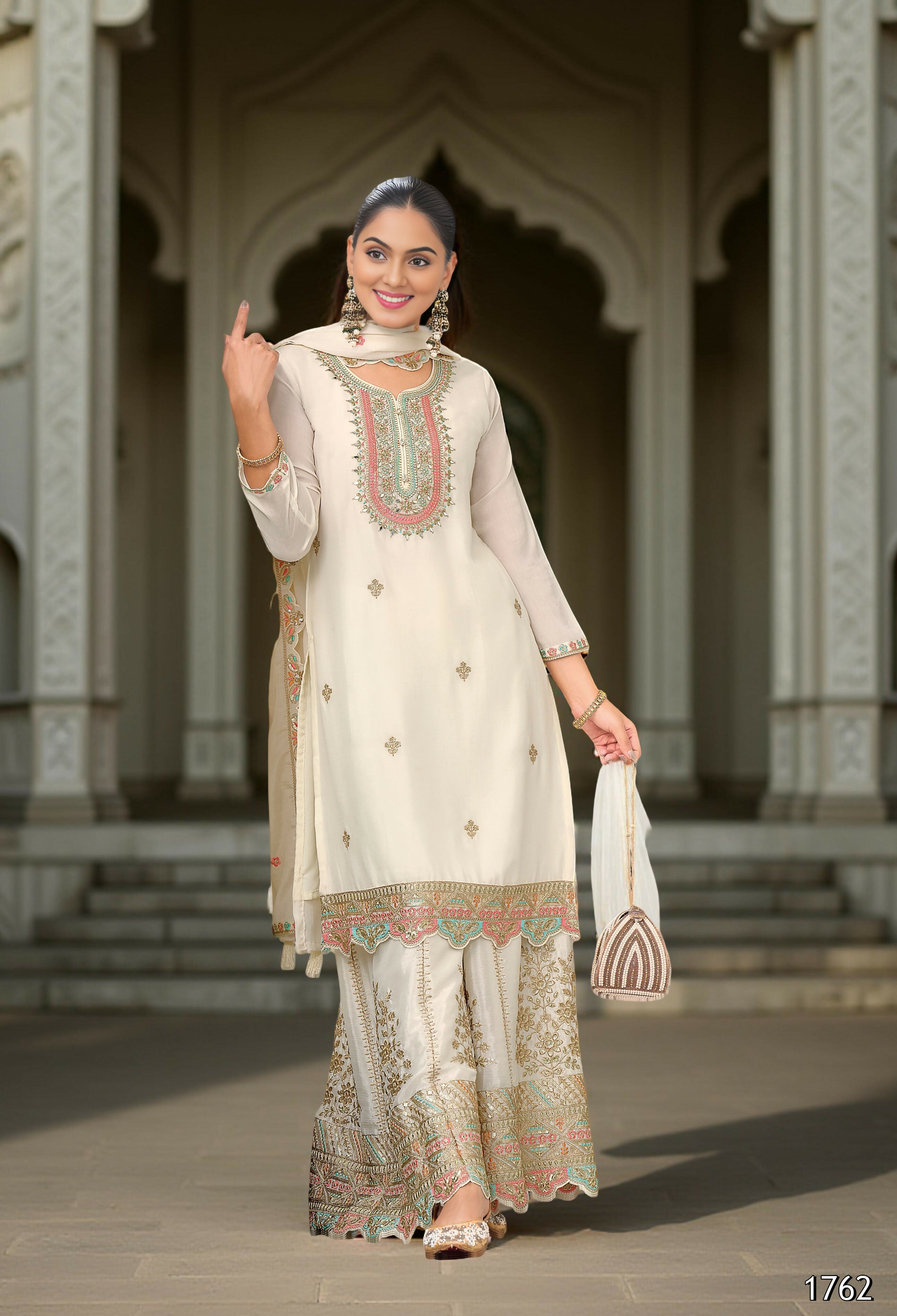 Zeeya1762